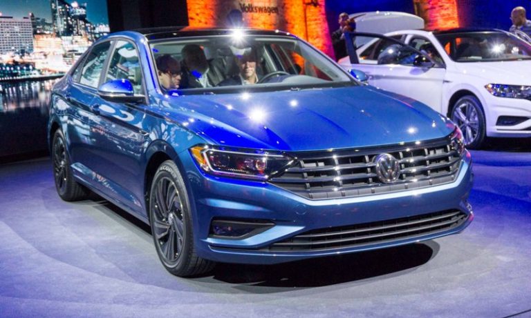 Volkswagen Jetta седьмого поколения едет в Россию